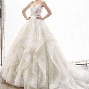 Enzoani Wedding Dress